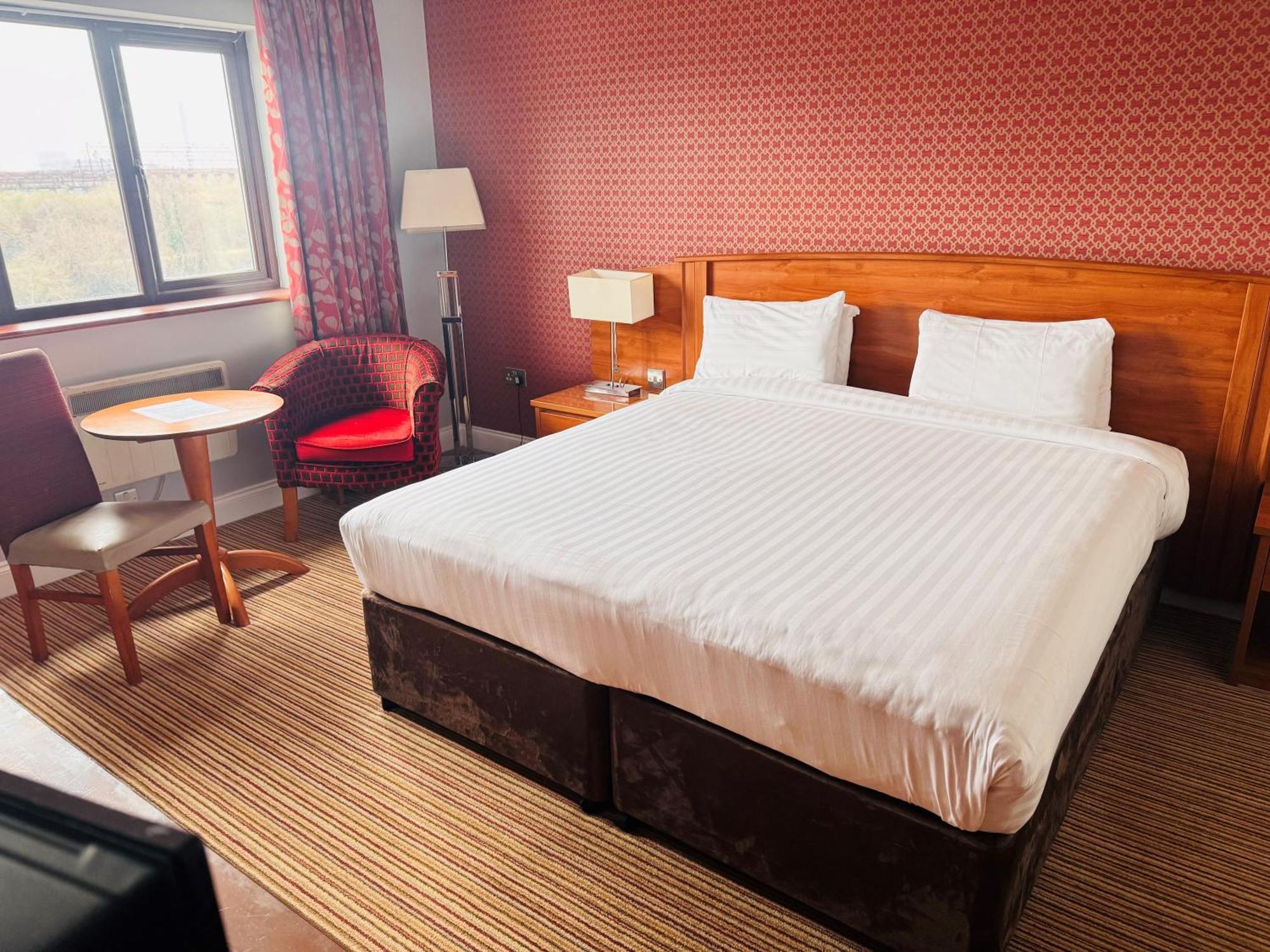Blanco'S Hotel Port Talbot Ngoại thất bức ảnh